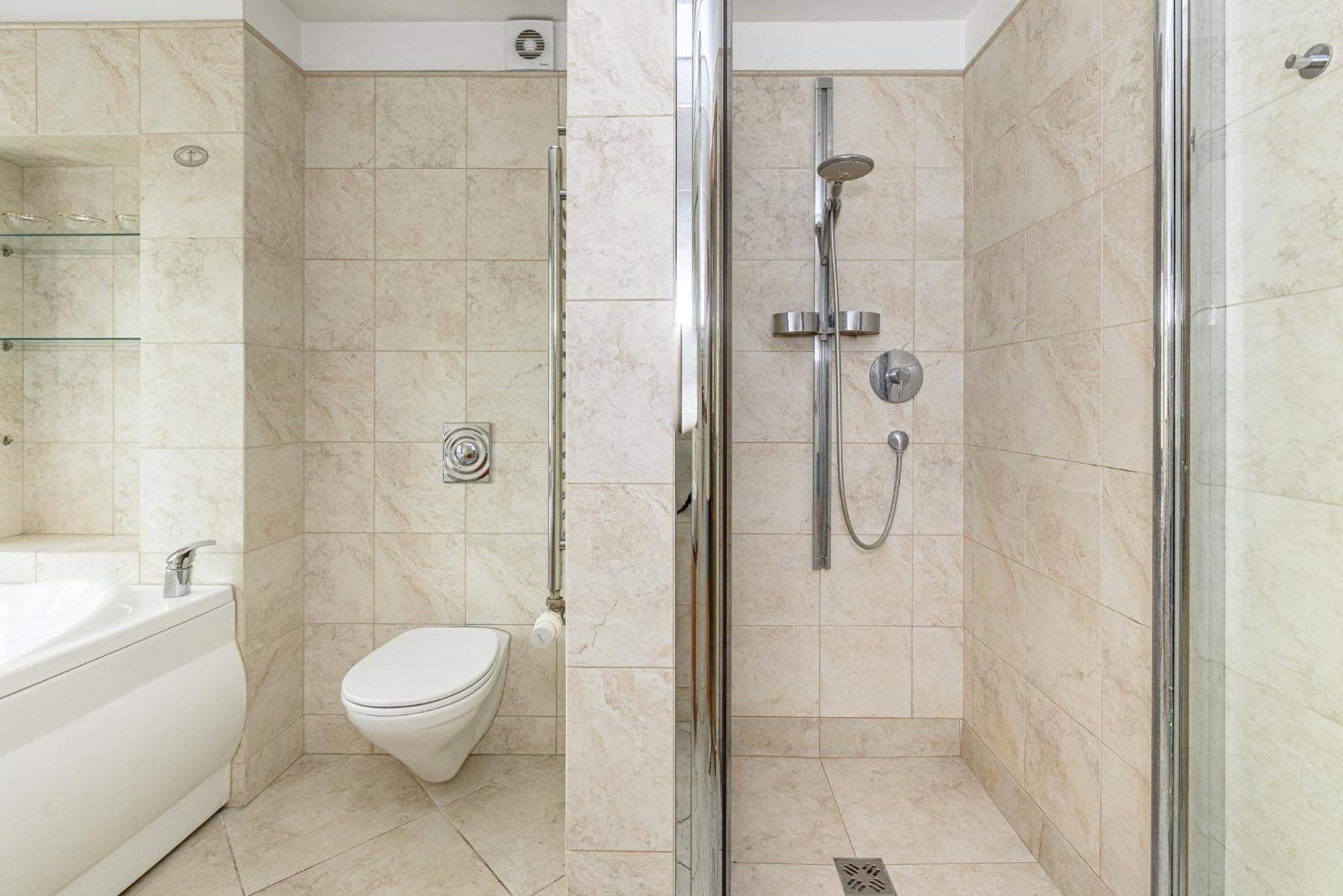 Jacuzzi Apartments X Free Parking X Self Check-In 24X7 By H&H VNO Kültér fotó